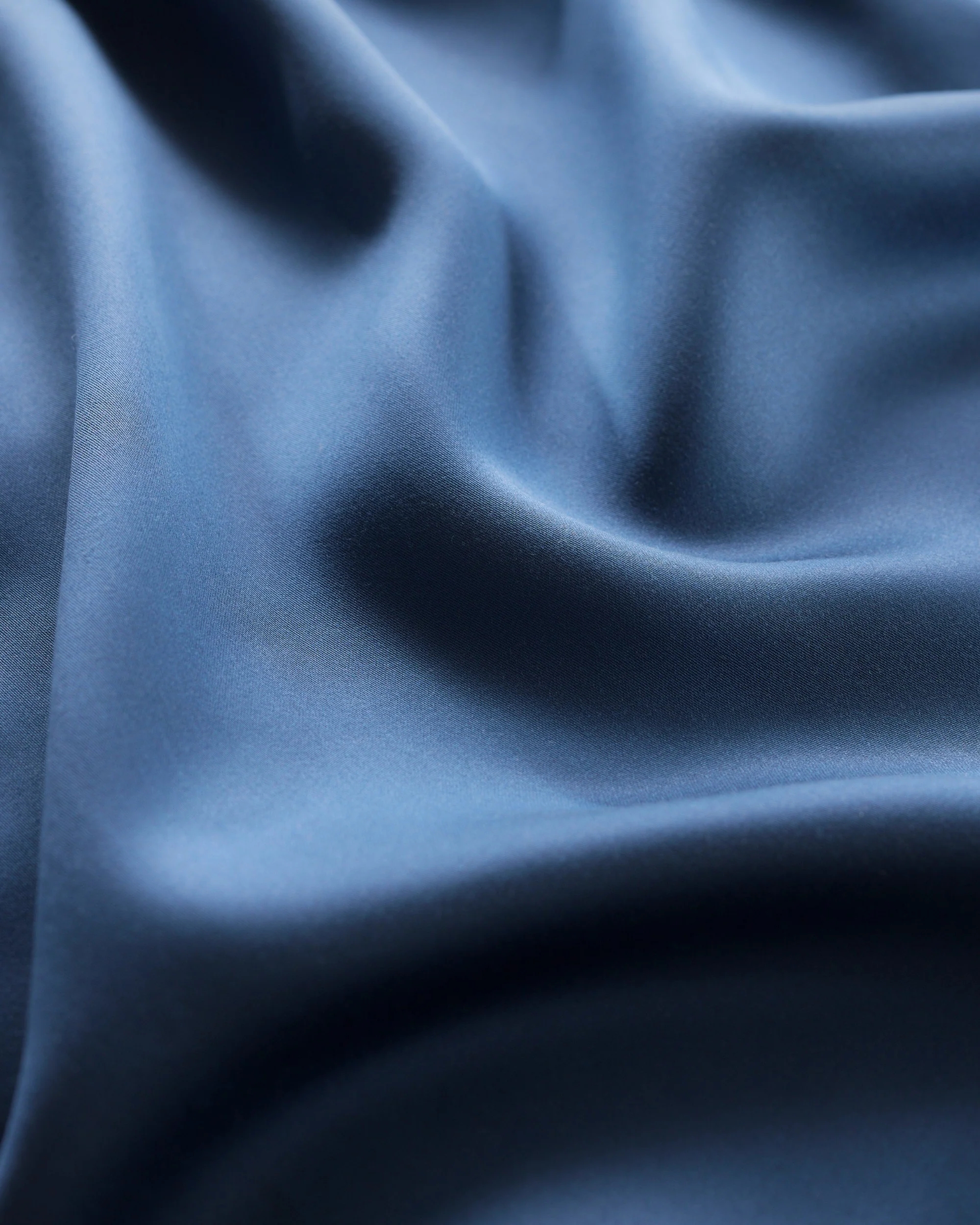 Silky Bamboo Pillowcase, Midnight Blue - Image 4